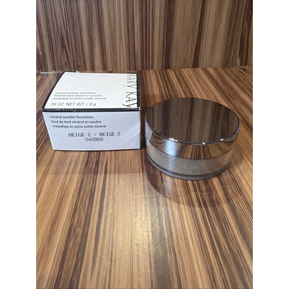 Mary Kay Mineral Powder Foundation Beige 2 New in Box  discontinued